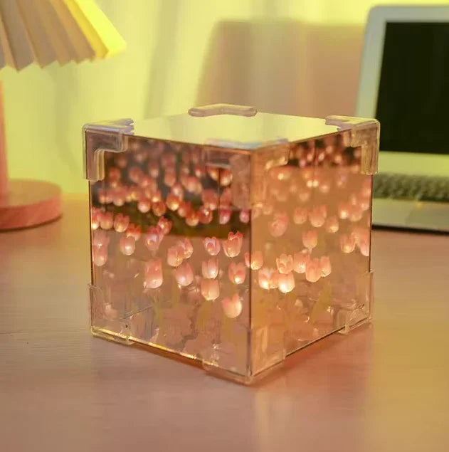 Luminária Jardim de Tulipas com design exclusivo, luz suave e montagem interativa. Decoração elegante, durável e perfeita para presentear com estilo.