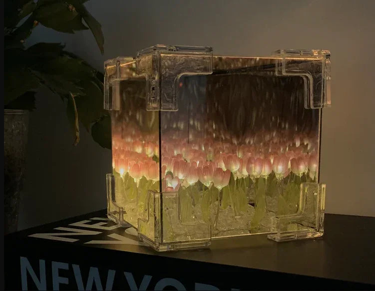 Luminária Jardim de Tulipas com design exclusivo, luz suave e montagem interativa. Decoração elegante, durável e perfeita para presentear com estilo.