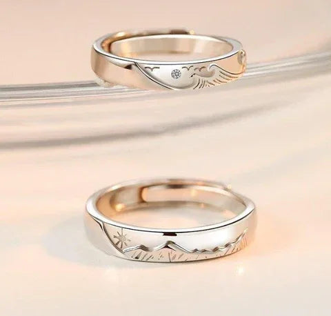 Par de alianças Mar e Montanha Amar é um dom que move montanhas, um significado único. Especificações: Material: Esmaltada em Prata 925.