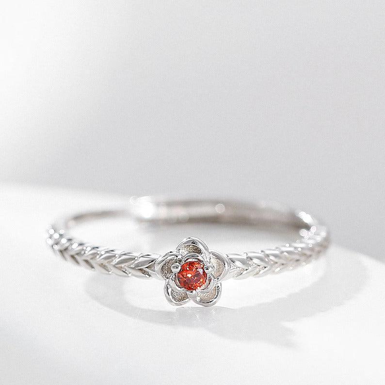 Par de Alianças Pequeno Princípe Premium Especificações: Material: Prata 925. Tamanho: Tamanho ajustável, servindo do tamanho 10 ao 25.