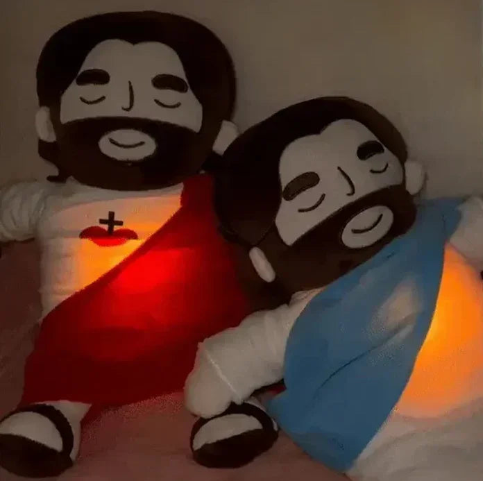 Descubra a paz interior com a Pelúcia Jesus que Respira. 🌟 Sinta a tranquilidade a cada inspiração e expiração Altura da Pelúcia: 38cm Material de enchimento: Algodão P