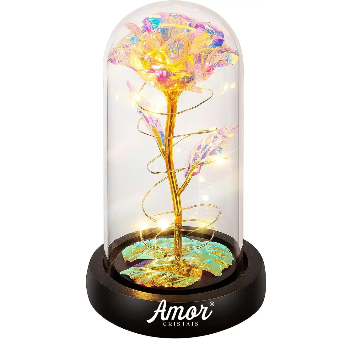 Rosa Cristal com LED em cúpula, presente romântico e duradouro. Ideal para datas especiais, com design encantador e material de alta qualidade.