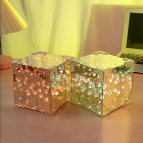 Luminária Jardim de Tulipas com design exclusivo, luz suave e montagem interativa. Decoração elegante, durável e perfeita para presentear com estilo.
