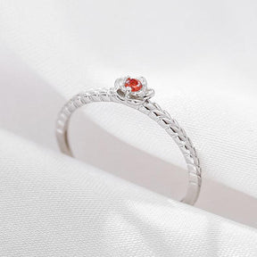 Par de Alianças Pequeno Princípe Premium Especificações: Material: Prata 925. Tamanho: Tamanho ajustável, servindo do tamanho 10 ao 25. 