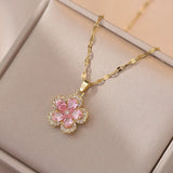 Colar Flor de Sakura Banhado a Ouro 18K