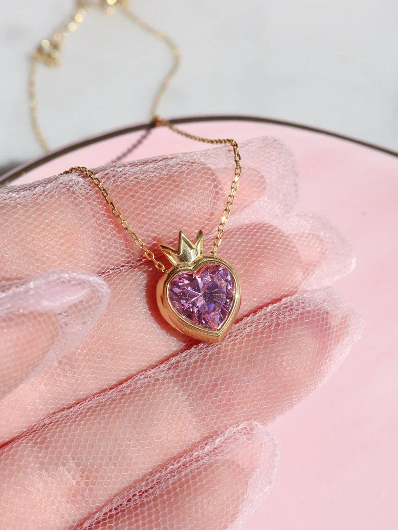Colar de coração da princesa Blair Banhado